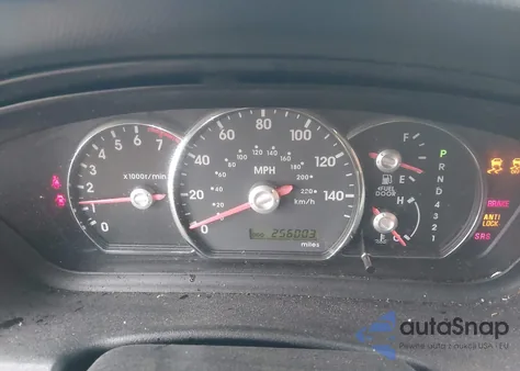 2011 Mitsubishi Galant Es/Se z USA, uszkodzony, nr VIN 4A32B3FF1BE013620